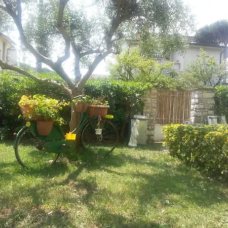 A Casa Di Ely Apartment