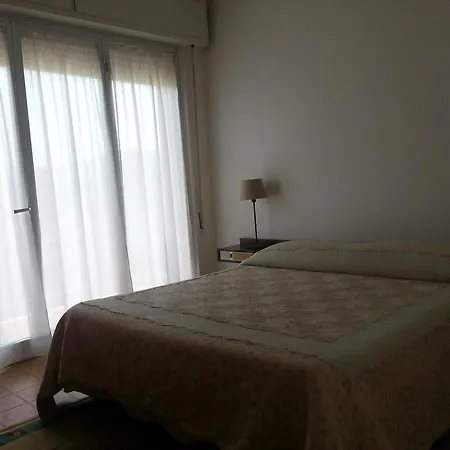 A Casa Di Ely Apartment *