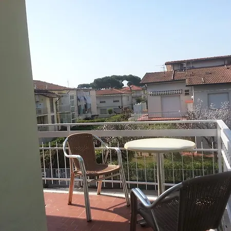 A Casa Di Ely Lido di Camaiore