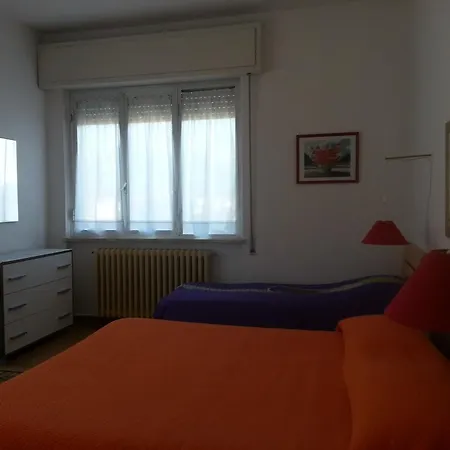 Apartment A Casa Di Ely Lido di Camaiore